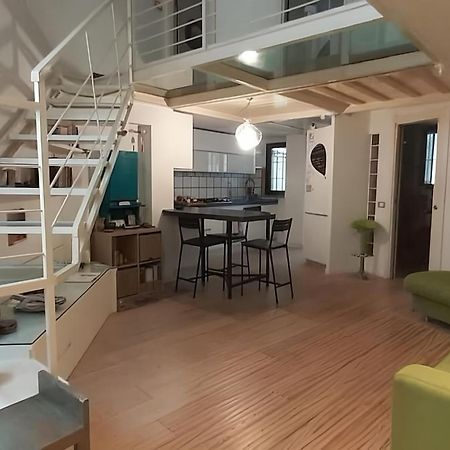 Apartmán La Casa Nel Cortile-Free Parking Milán Exteriér fotografie