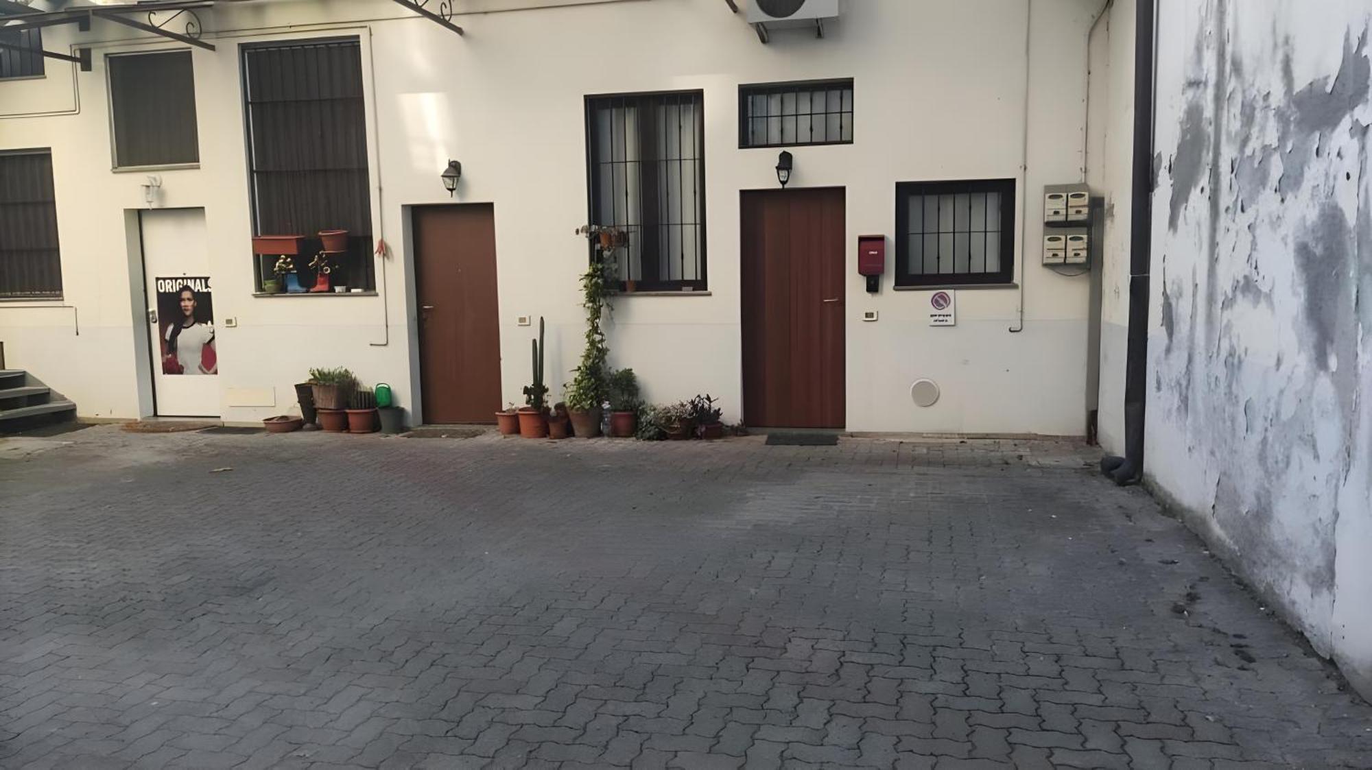 Apartmán La Casa Nel Cortile-Free Parking Milán Exteriér fotografie