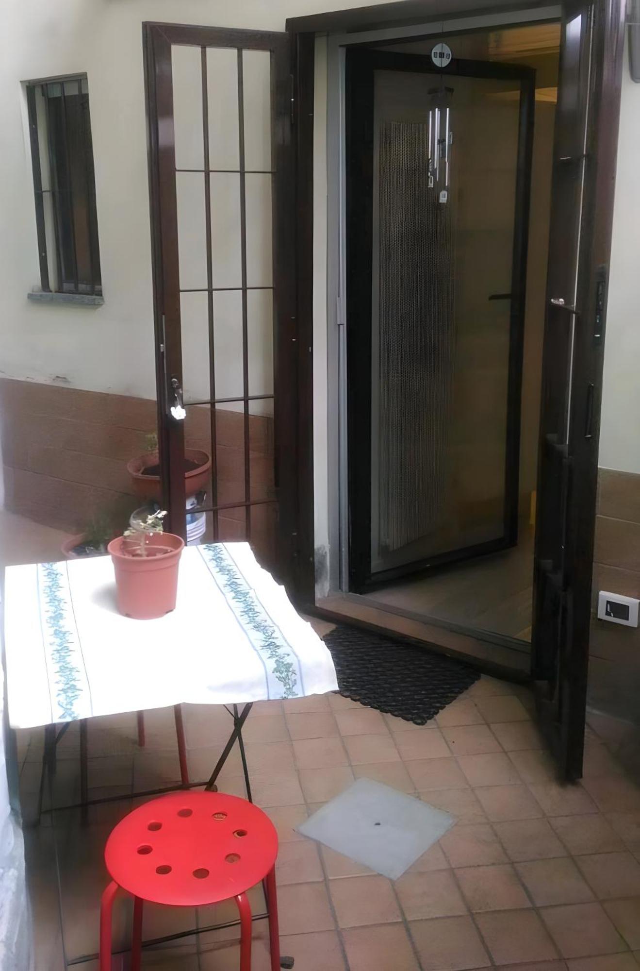 Apartmán La Casa Nel Cortile-Free Parking Milán Exteriér fotografie